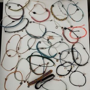 HUGE BUNDLE of Pura Vida Bracelets!!!!!